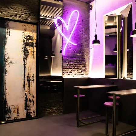 Heart Szálloda Milánó