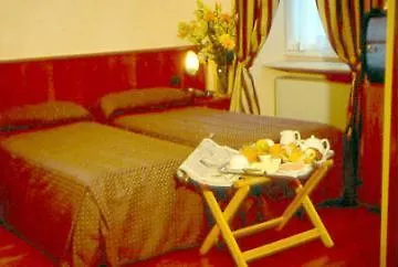 Otel Heart 4*