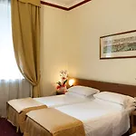 Hotell Heart 4*