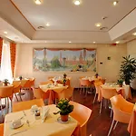 Hotel Heart Milão